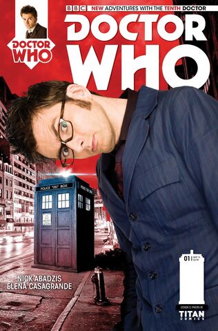 File:THE-TENTH-DOCTOR-1-PHOTO-COVER-600x910.jpg