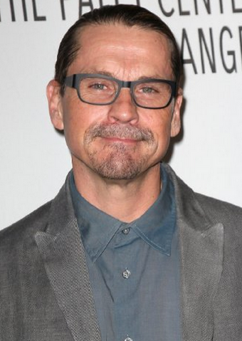 File:Kurt Sutter.png