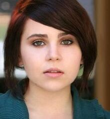 250px-Mae Whitman