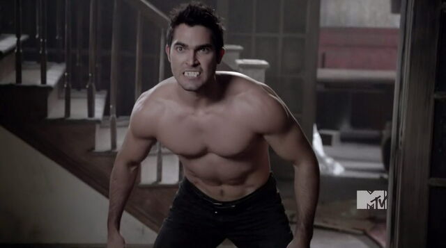 Archivo:Derek Hale4.jpg