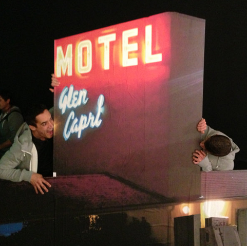 File:Teen Wolf Season 3 Behind the Scenes Episode 6 Mini Motel set.png