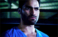 Tumblr n02rpttPWm1qixosbo4 250.gif