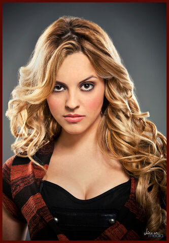 Fichier:Teen-Wolf-Season-2-Cast-Picture-6.jpg
