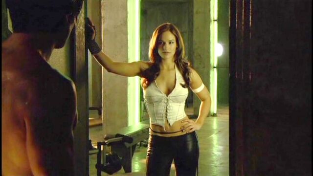 Archivo:010TKN Kelly Overton 004.jpg