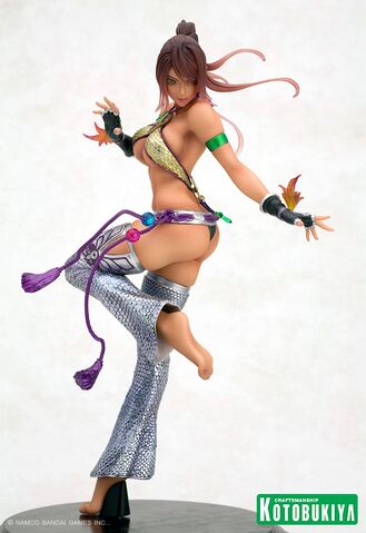 File:Christie Monteiro - Figurine.jpg