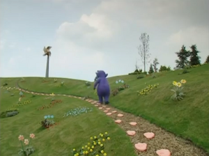 Tinky Winky Walks