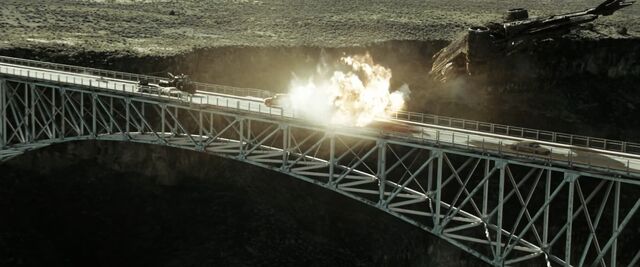 File:Terminatorsalvation-302-36.jpg