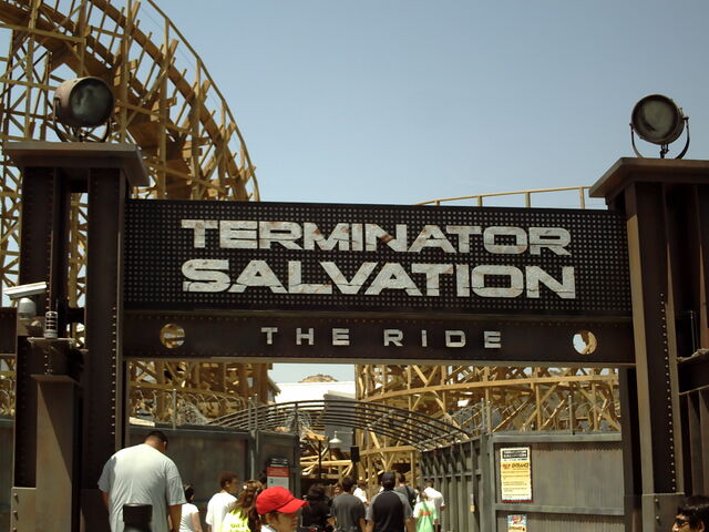 File:Terminatorsalvationsign ryanshrout.jpg
