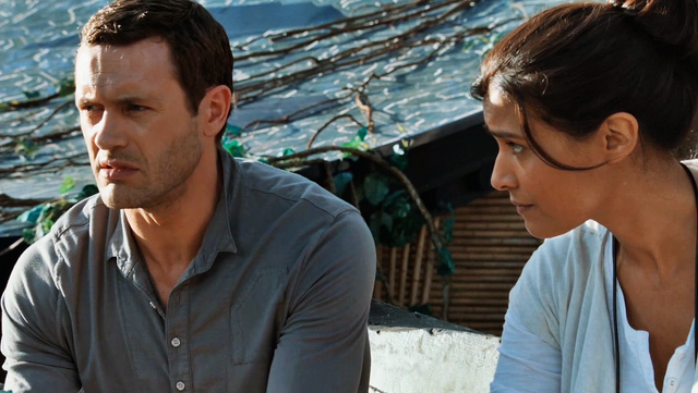 File:Jim and Elizabeth.png