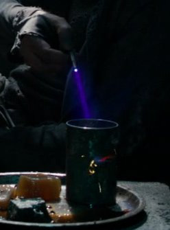 Terra Nova Laser Knife