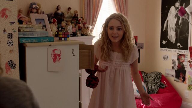 File:Thecarriediaries0101-0076.jpg