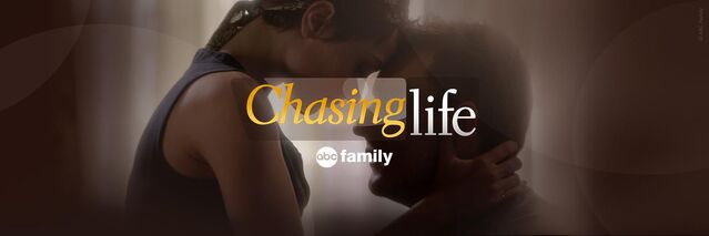 Fichier:ChasingLife CoverS1.jpg