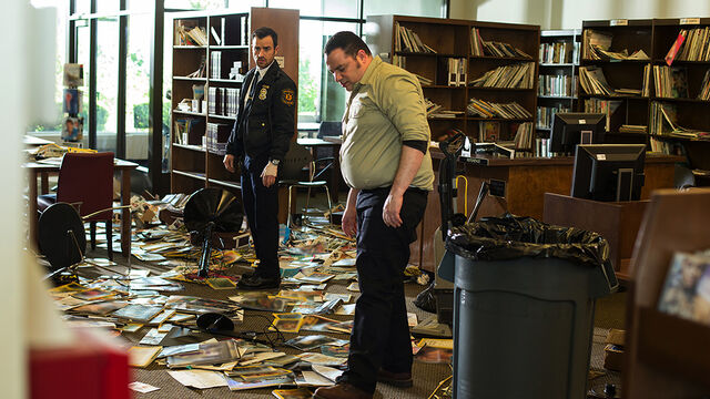 File:1x07 InsideTheLibrary.jpg