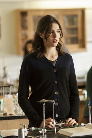 File:1x05 JillAtTheLab.jpg