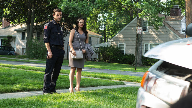 File:1x09 KevinAndTheWoman.jpg