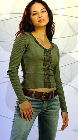File:Kristin-kristin-kreuk-1636660-277-500.jpg