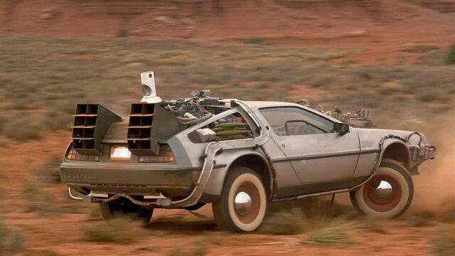 File:Back-to-the-Future-Car-Delorean-DMC12-19811.jpeg