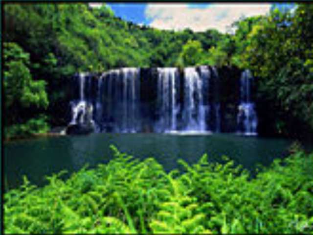 File:Waterfall.png