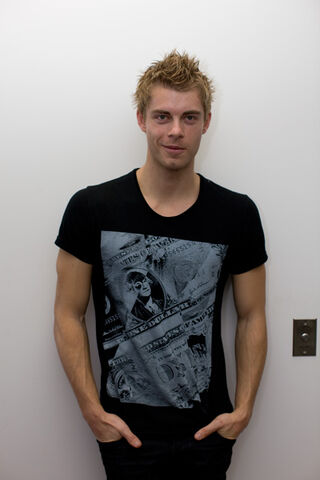 File:Luke Mitchell 091.jpg