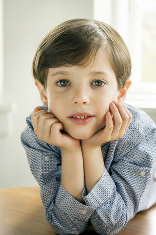 File:Royal prins henrik 7y.jpg