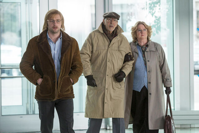 File:The Americans - 411 - Dinner for Seven.jpg