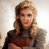 Cropped-liesel-the-book-thief-26147-400x2502