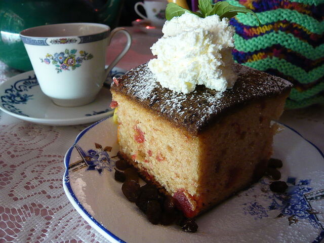 File:800px-Cherry madeira cake.jpg