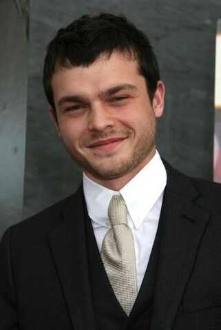 File:Alden ehrenreich.jpg