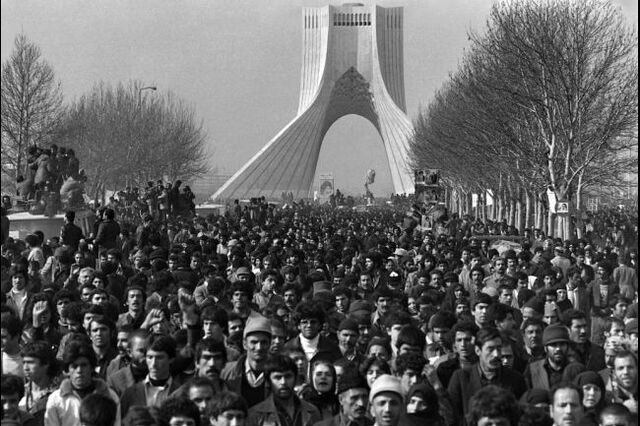 File:Iranian revoultion.jpg