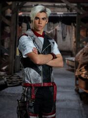 Carlos-de-Vil-Descendants-2