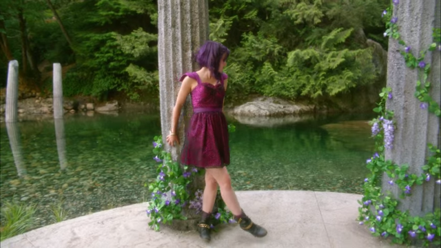 File:If Only-Dove Cameron136.png