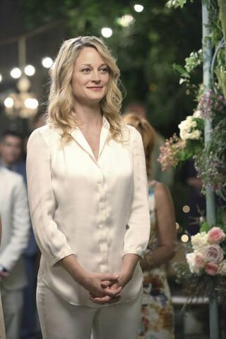 Fichier:The-Fosters-1x10-I-Do-10.jpg