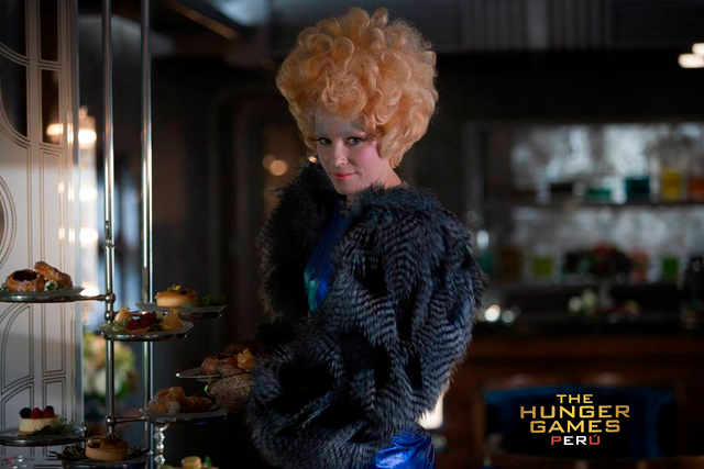 File:Effie-catching-fire pastries.png