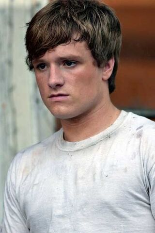 File:Peeta at the bakery.jpg