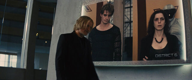 File:Catchingfire 04755.jpg