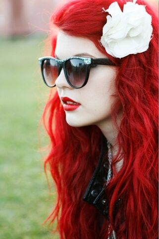 File:Alicia Haze IRL.jpg