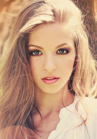 File:Anna Ruben.png