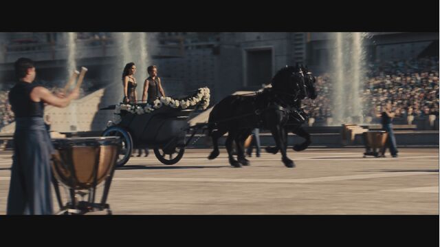File:Thgchariot12four.jpg