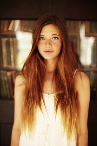 File:Natural-red-ombre-hair.jpg