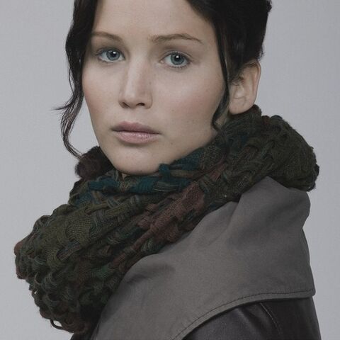 File:Katniss capitolcouture3.jpg