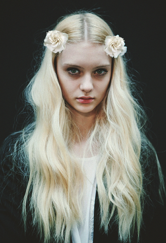 File:Long-pale-blonde-hair.png