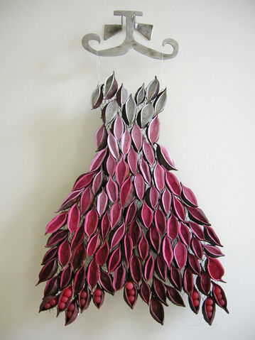 File:Dress (1).jpg