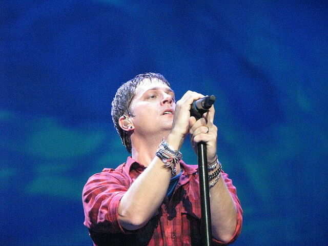 File:800px-Rob Thomas 09.jpg