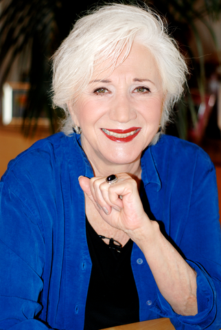 File:Olympia Dukakis.png