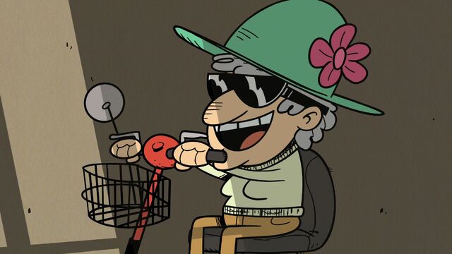 Файл:S1E13A Scoots.jpg