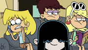 Lucy sonríendo.png