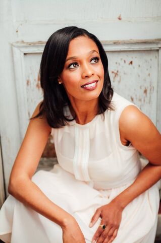 File:Tembi Locke.jpg