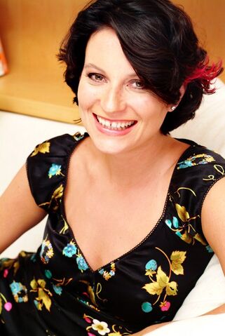 File:Meg-cabot.jpg