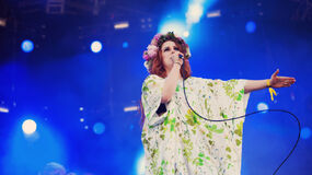 Ellinoora live
