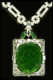 Mackay-emerald-necklace-smithsonian-institution